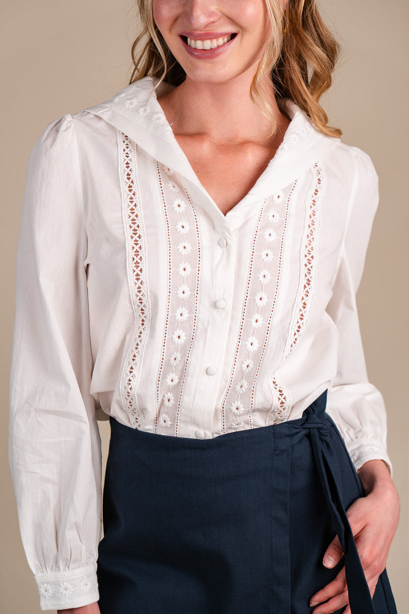 Chemisier Grace femme en coton écru à col marin brodé - It Hippie