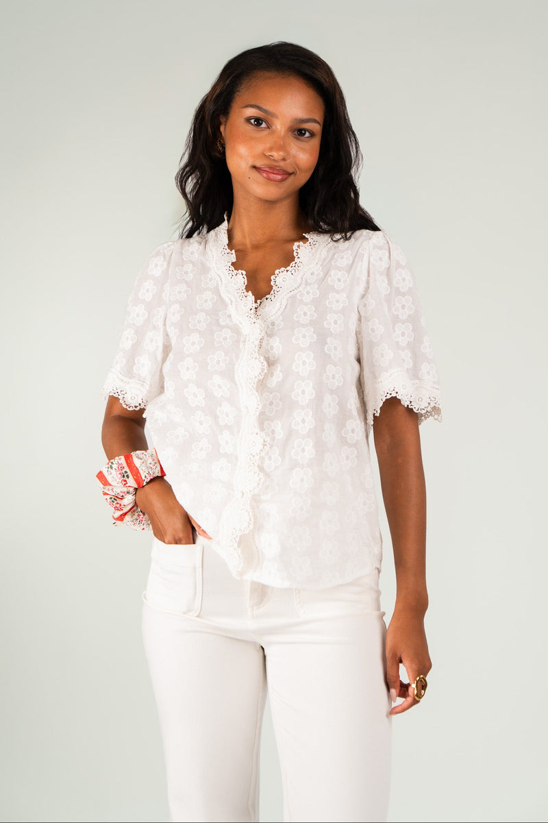 Chemise Maya femme en coton écru à dentelle festonnée - It Hippie