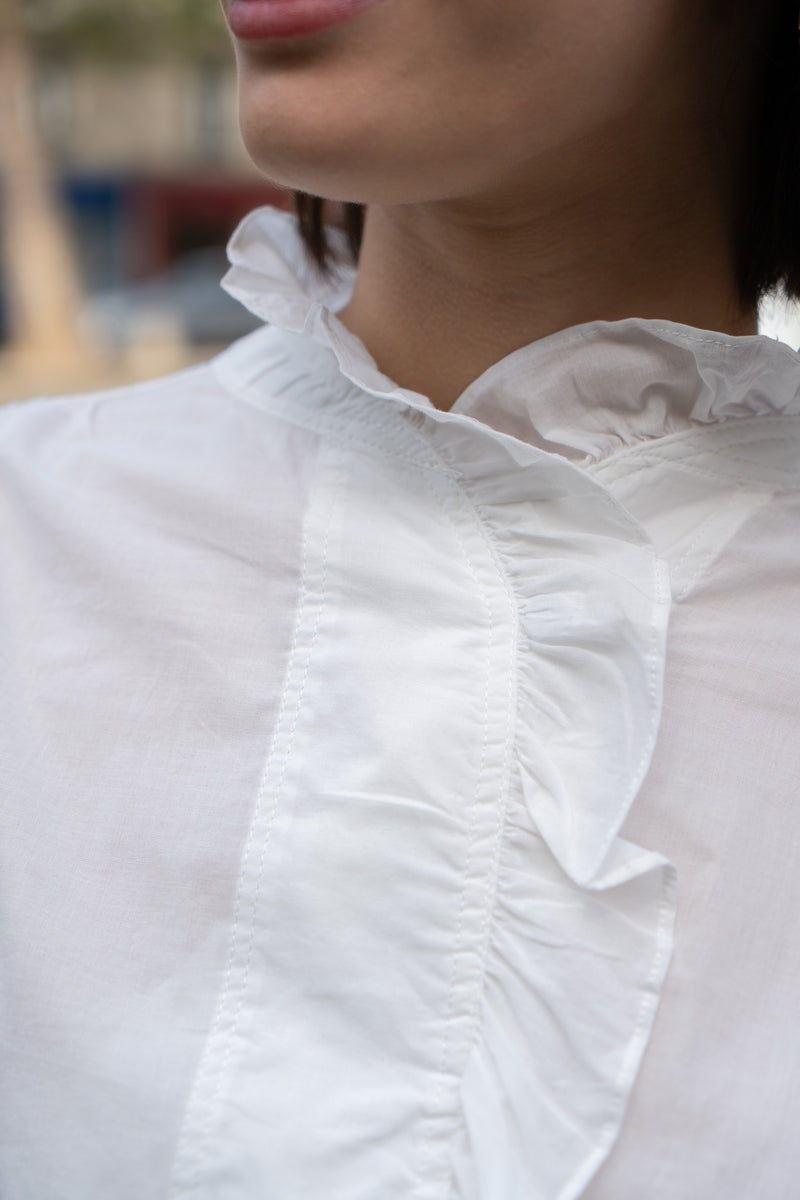 Blouse Éléonore femme en coton broderie anglaise écru, allure bohème - It Hippie
