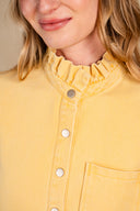 Combishort femme Lise en denim léger jaune, coupe décontractée - It Hippie