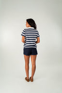 T-shirt femme Auguste en coton rayé bleu et écru, style bord de mer - It Hippie