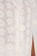 Chemise bohème Maya femme en coton écru, esprit raffiné - It Hippie