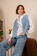 Gilet sans manches Éwan de la marque IT HIPPIE, veste légère pour femmes, en tissu doux et élégant.