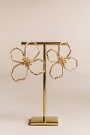 Boucles d'oreilles Candice dorées en acier inoxydable, détail signature lumineux - It Hippie